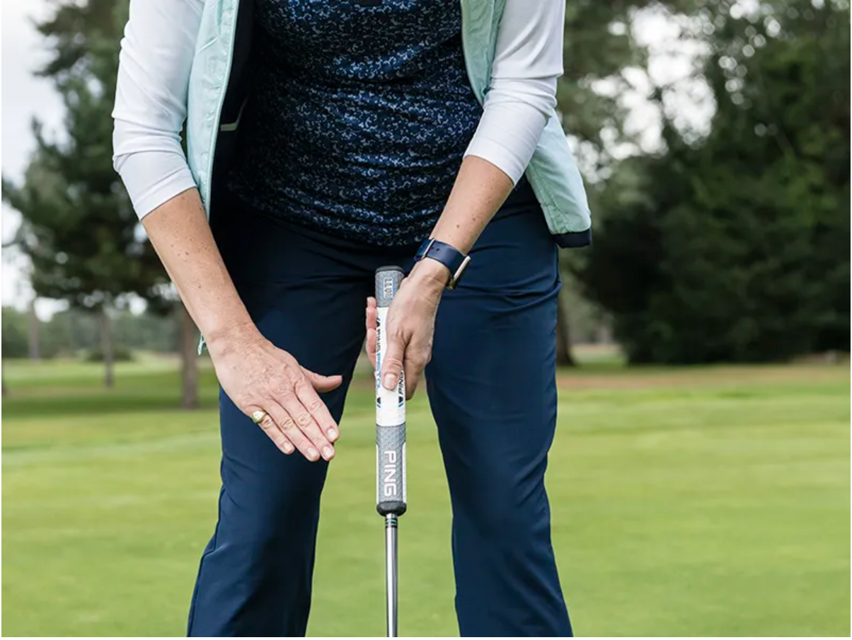 kỹ thuật đánh Claw Grip golf bàn tay trái