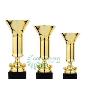 Cúp Golf kim loại màu vàng - GTP-30438