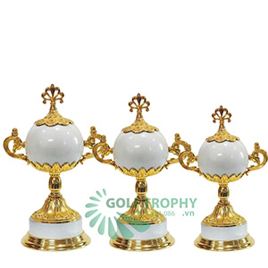Cúp kim loại màu vàng - trắng  - GTP-4238