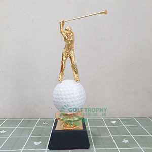 Cúp người golf màu vàng - GTP-KT3105