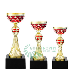 Cúp kim loại màu vàng - đỏ - GTP-6051