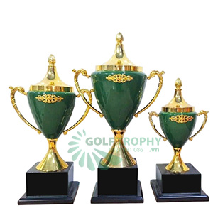 Cúp kim loại màu vàng – xanh lá (gắn đỉnh được đỉnh pickleball) - PIC-2118