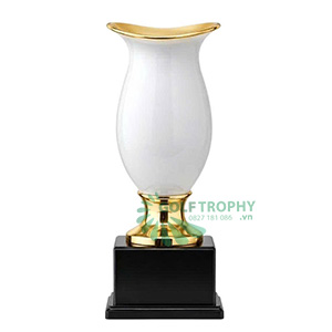 Cúp Golf Sứ Cao Cấp Trắng Vàng Sang Trọng - GTP-S203